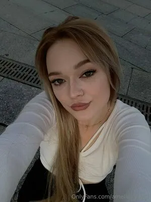 Amelie Bloom OnlyFans Leaked Free Thumbnail Picture - #Wwp48FwfT6