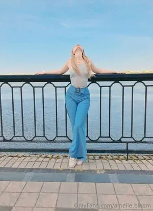 Amelie Bloom OnlyFans Leaked Free Thumbnail Picture - #bLh24qoaU9