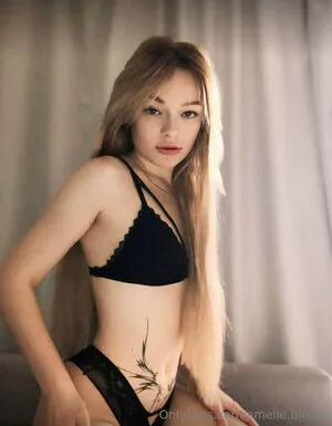 Amelie Bloom OnlyFans Leaked Free Thumbnail Picture - #dcsZ90Y2vh