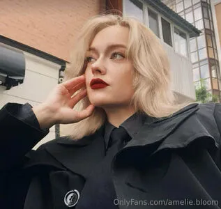 Amelie Bloom OnlyFans Leaked Free Thumbnail Picture - #e93bvrIFl2