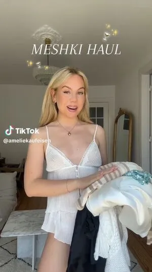 Amelie Kaufeisen OnlyFans Leaked Free Thumbnail Picture - #04VHxn5Fzt