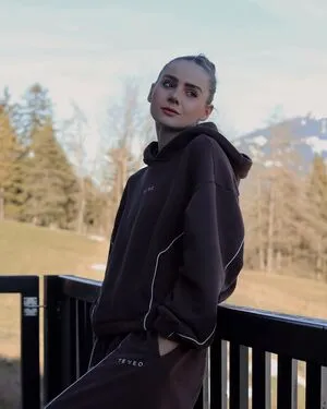 Amelie Kollek OnlyFans Leaked Free Thumbnail Picture - #J5ADswBUps