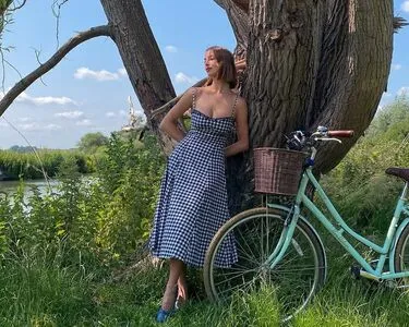 Amelie Manzoli OnlyFans Leaked Free Thumbnail Picture - #wknxSztsiG