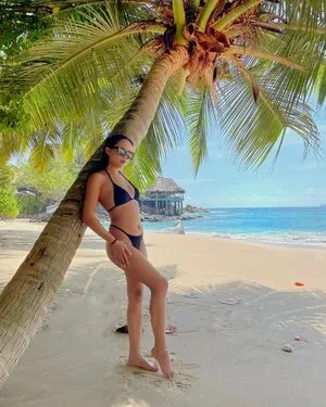 Ameliecara01 OnlyFans Leaked Free Thumbnail Picture - #adGzQLNUFi
