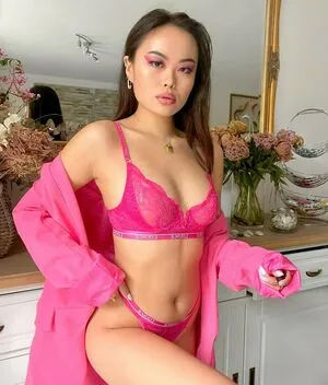 Ameliecara01 OnlyFans Leaked Free Thumbnail Picture - #yY2WS5mq6S