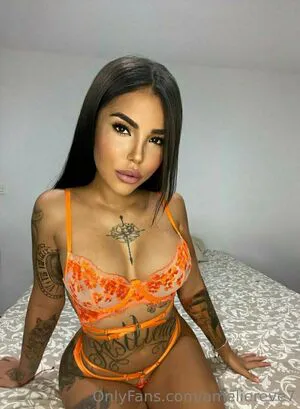 Ameliereve7 OnlyFans Leaked Free Thumbnail Picture - #3nrdWdmatb