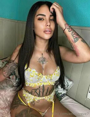 Ameliereve7 OnlyFans Leaked Free Thumbnail Picture - #AuquWYTWAH