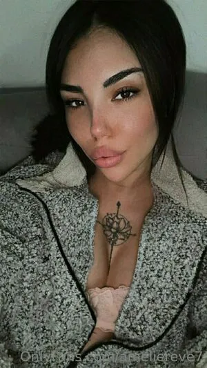 Ameliereve7 OnlyFans Leaked Free Thumbnail Picture - #doBhBfSNYy
