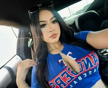 America Cuevas OnlyFans Leaked Free Thumbnail Picture - #0svuaOLRvB