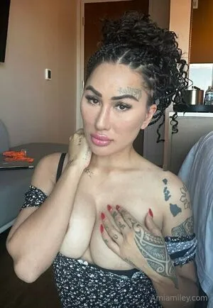 Amiamiley OnlyFans Leaked Free Thumbnail Picture - #JBA6C1Wcca