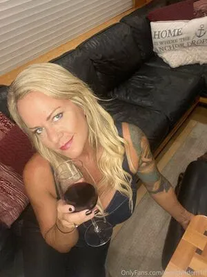Amie World Wide OnlyFans Leaked Free Thumbnail Picture - #BA9ZFCyiXB