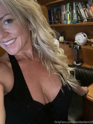 Amie World Wide OnlyFans Leaked Free Thumbnail Picture - #G9rr2HVXHp