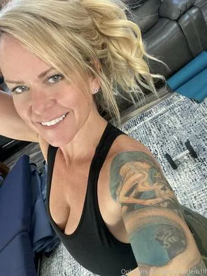 Amie World Wide OnlyFans Leaked Free Thumbnail Picture - #lbiOo3zw89