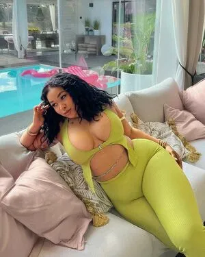 Amielatisha OnlyFans Leaked Free Thumbnail Picture - #0CCkfpGIa2