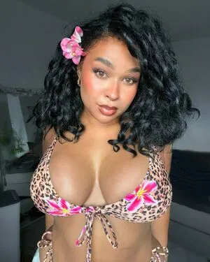 Amielatisha OnlyFans Leaked Free Thumbnail Picture - #SEIxQzP1eP