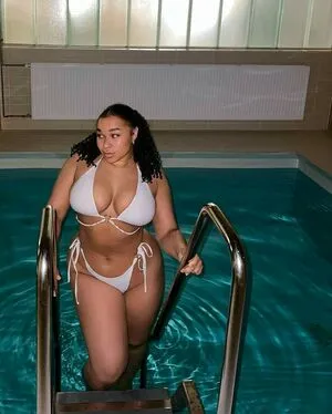 Amielatisha OnlyFans Leaked Free Thumbnail Picture - #meF8lSNLeg