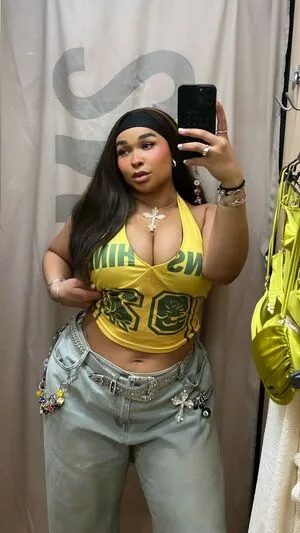 Amielatisha OnlyFans Leaked Free Thumbnail Picture - #pERQ0vPyuy