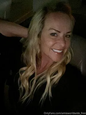 Amieworldwide Free OnlyFans Leaked Free Thumbnail Picture - #LDWpMsFRNT