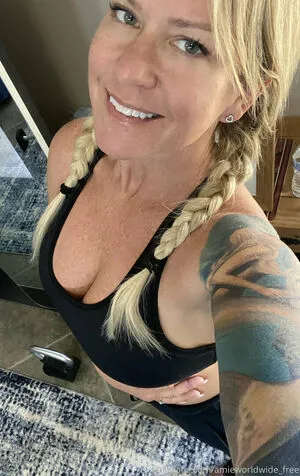 Amieworldwide Free OnlyFans Leaked Free Thumbnail Picture - #hdKxOpHMEg