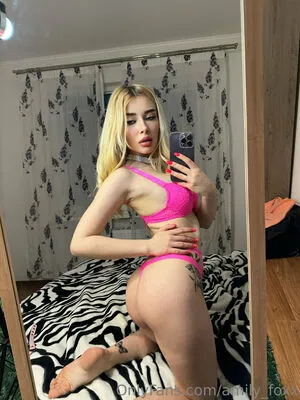 Amily Foxx OnlyFans Leaked Free Thumbnail Picture - #2wy2K7pNEA