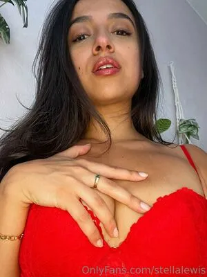 Amina Lewis OnlyFans Leaked Free Thumbnail Picture - #LiAHa3il0p
