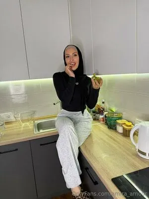 Amira Amour OnlyFans Leaked Free Thumbnail Picture - #5YQ0c6LLyJ