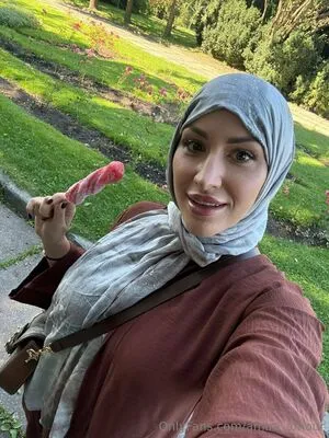 Amira Amour OnlyFans Leaked Free Thumbnail Picture - #I8wCeOgpOe