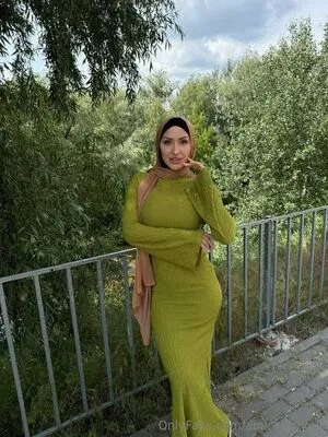 Amira Amour OnlyFans Leaked Free Thumbnail Picture - #IHVoovlfBS