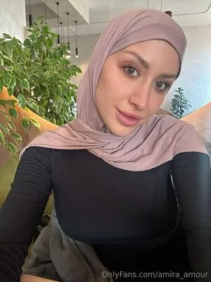 Amira Amour OnlyFans Leaked Free Thumbnail Picture - #KLAuXTKTfi