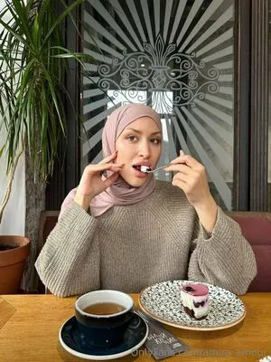 Amira Amour OnlyFans Leaked Free Thumbnail Picture - #RIkLG7BFqO