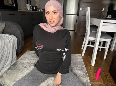 Amira Amour OnlyFans Leaked Free Thumbnail Picture - #fdihgBVwIM