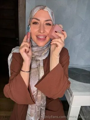 Amira Amour OnlyFans Leaked Free Thumbnail Picture - #jfCYSwAfY0