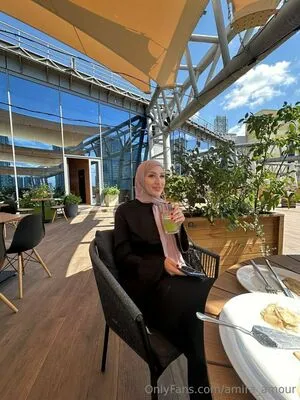 Amira Amour OnlyFans Leaked Free Thumbnail Picture - #oi3yelucAP