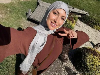 Amira Amour OnlyFans Leaked Free Thumbnail Picture - #wUIA1gJuSM