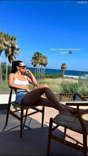 Amira Pocher OnlyFans Leaked Free Thumbnail Picture - #1uy0E1XtuW