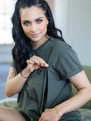 Amira Pocher OnlyFans Leaked Free Thumbnail Picture - #3WxinhKYD3