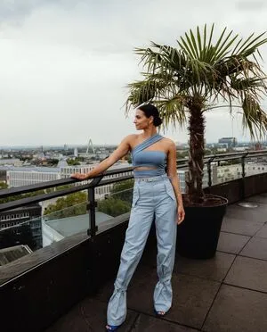 Amira Pocher OnlyFans Leaked Free Thumbnail Picture - #p4C2irLAwf