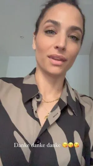 Amira Pocher OnlyFans Leaked Free Thumbnail Picture - #vFrHrepZ01