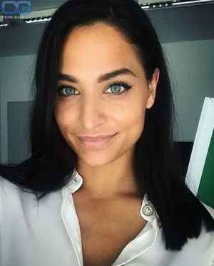 Amira Pocher OnlyFans Leaked Free Thumbnail Picture - #xET1bRUjGL