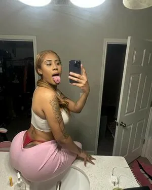 Amiratheerealest OnlyFans Leaked Free Thumbnail Picture - #4cWkzLGg0Y