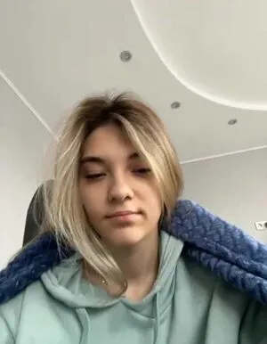 Amorekiwik OnlyFans Leaked Free Thumbnail Picture - #4WprfZIrWv