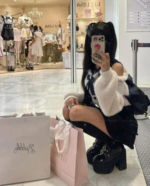 Amuwestwood OnlyFans Leaked Free Thumbnail Picture - #F2sD8nnBfL