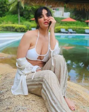 Amy Amyaela OnlyFans Leaked Free Thumbnail Picture - #LcDolr7ePe