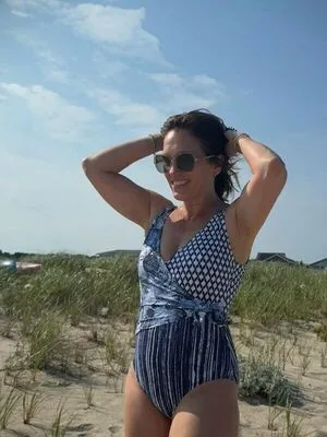 Amy Jo Johnson OnlyFans Leaked Free Thumbnail Picture - #9hj0bIqF7H