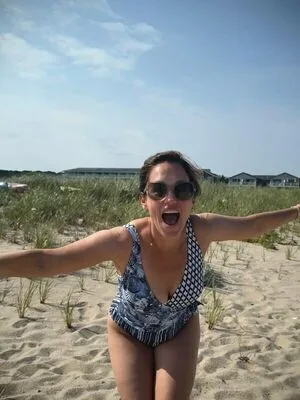 Amy Jo Johnson OnlyFans Leaked Free Thumbnail Picture - #q3GBofRTaZ