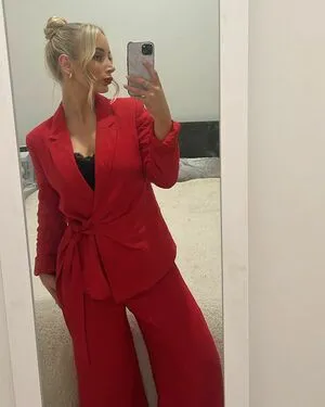 Amy Louise Lee OnlyFans Leaked Free Thumbnail Picture - #DwxOhMOivy