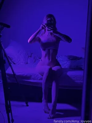 Amy Lovvee OnlyFans Leaked Free Thumbnail Picture - #3BmmShlVcr