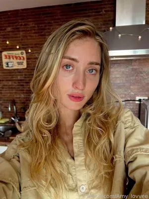 Amy Lovvee OnlyFans Leaked Free Thumbnail Picture - #A3971kVJ2e
