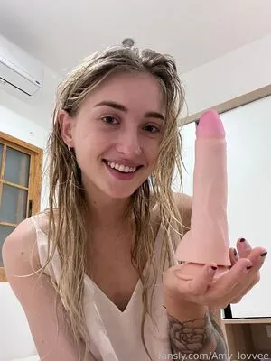 Amy Lovvee OnlyFans Leaked Free Thumbnail Picture - #Me8g8lEEJy