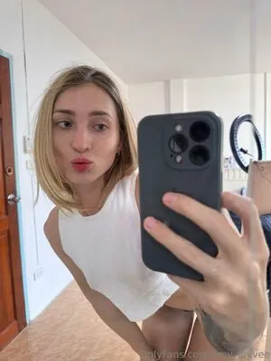 Amy Lovvee OnlyFans Leaked Free Thumbnail Picture - #Npv0OA0vlL